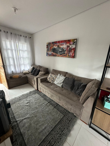 Casa Térrea 2 Dormitórios,sendo 1 Suíte