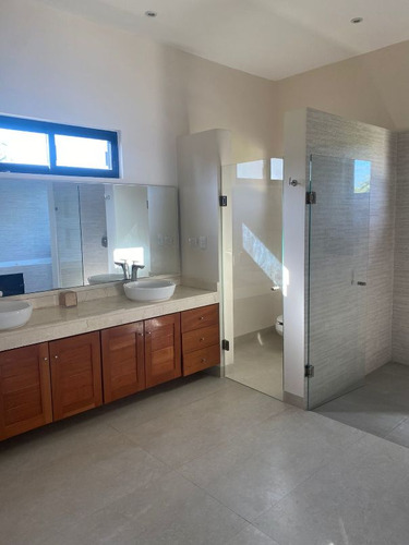 Imagen 5 de 15 de Casa Venta Largos Del Sol