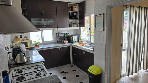 Venta Casa 5 Amb, 2 Baños, Cochera En Villa Tesei