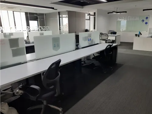 Todo Un Piso Moderno Para Oficinas En El Poblado
