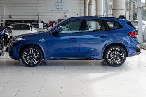BMW Ix1 eDrive20 M Sport