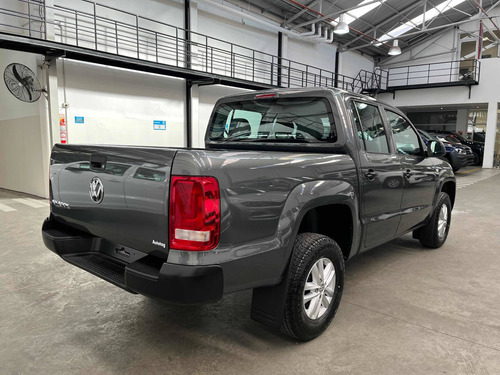 Imagen 7 de 25 de Volkswagen Amarok 2023 2.0 Cd Tdi 140cv Trendline Llantas16