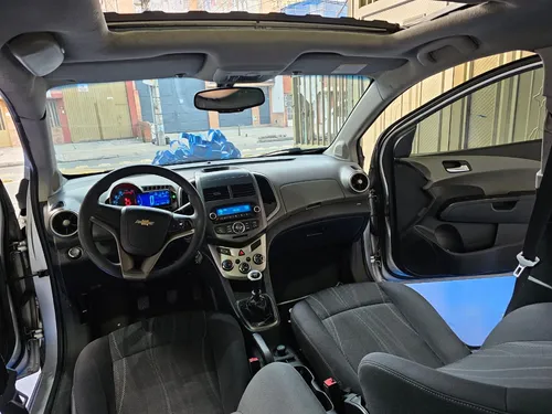 Chevrolet Sonic LT 1.6 MT