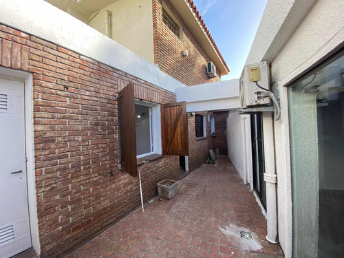 Imagen 5 de 30 de Casa En Alquiler Punta Gorda // Carrasco Con Piscina
