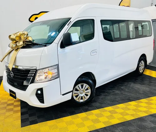 Nissan Urvan 2.5 15 Pas Amplia Aa Mt