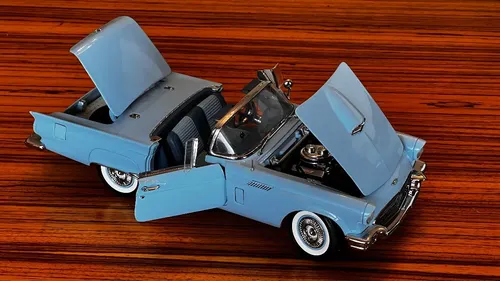 Ford Thunderbird 1957 Ertl Precision Series 1:18 Novo Na Cx
