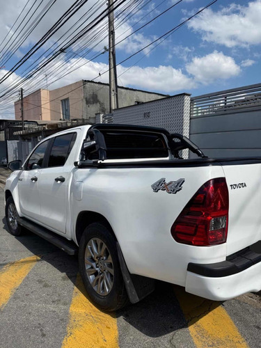 Toyota Hilux 2.8 Std Power Pack Cab. Dupla 4x4 Tdi 4p 177 hp