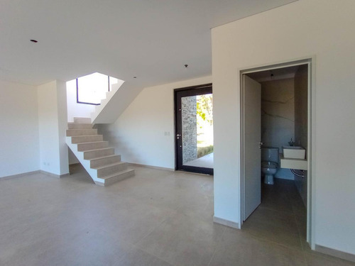 Imagen 9 de 30 de ¡precio Especial Por Las Fiestas! Casa En Venta San Matías 6 Ambientes A Estrenar, Área 4 - Escobar