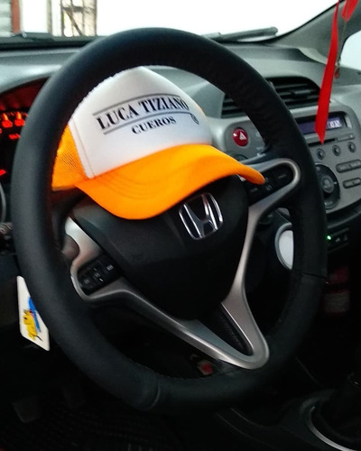 Imagen 2 de 8 de Funda Para Volante Cuero Cosidó Pt Cruiser Luca Tiziano