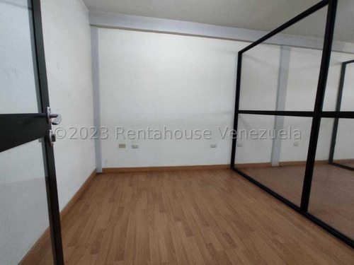 Milagros Inmuebles Oficina Alquiler Barquisimeto Lara Zona Centro Economica Comercial Economico Código Inmobiliaria Rent-a-house 23-21115