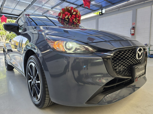 Mazda Mazda 2 2.0 Signature Hatchback At