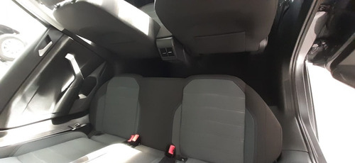 Imagen 6 de 8 de Volkswagen Nivus Comfortline 200 Tsi At