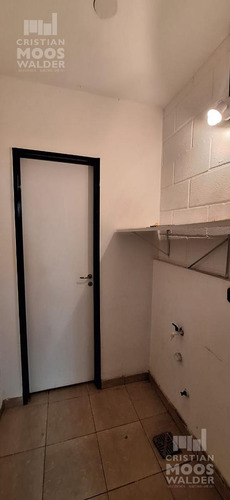 Oficina En Venta Con Renta, Sobre Colectora Oeste, Ideal Inversión - Ingeniero Maschwitz.