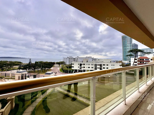 Apartamento En Le Jardin Esquinero De 3 Suites + Dependencia