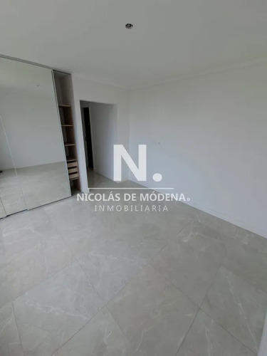 Departamento En Venta A Estrenar En Excelente Ubicación.