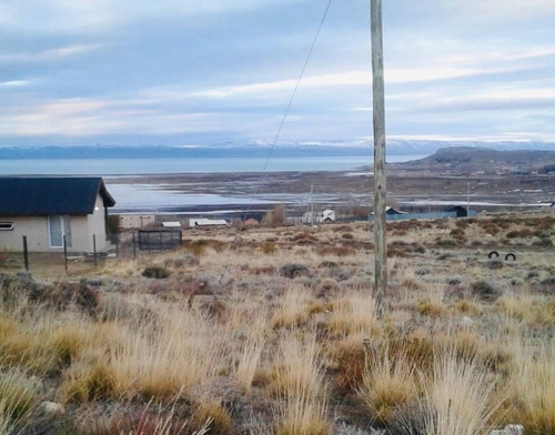 Imagen 2 de 6 de Terreno Con Vista Al Lago En Calafate