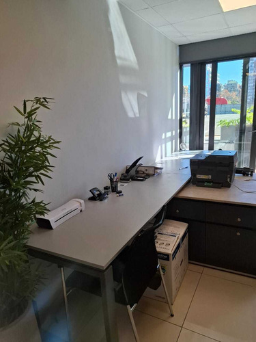 Excelente Oficina Metro Alcantara (95224)