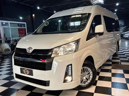 Toyota Hiace 2.8 Tdi Commuter 6at 14a