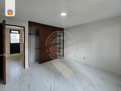 Casa En Venta Con Uso De Suelo Mixto En Ladron De Guevara Guadalajara Jalisco.