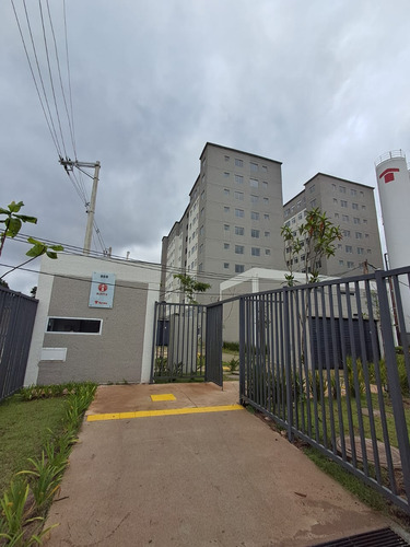 Apartamento 2 Quarto E Um Banheiro