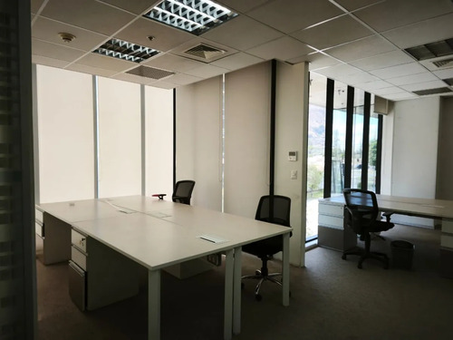 Full Habilitada  Sala Reuniones 5 Privados  Semi Amoblada 