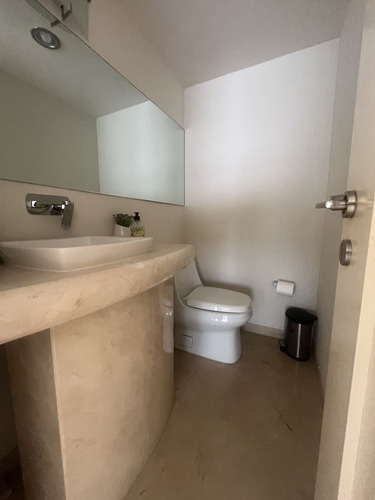Residencia En Renta En Jardines De La Montaña
