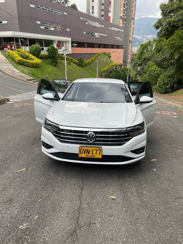 Imagen 5 de 15 de Volkswagen Jetta 2020 1.4 Tsi Comfortline