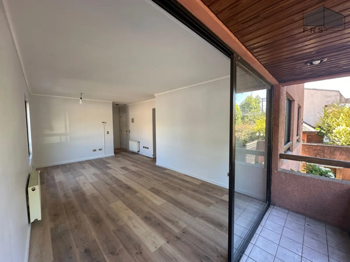 Imagen 2 de 16 de Departamento En Venta En Eje Balmaceda Caupolicán Con Jardí