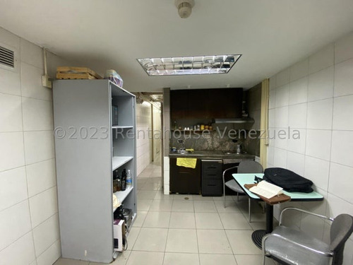 Fondo De Comercio Licorería-prolicor Activo, Operativo Y Equipado!!! En Venta Mariperez I