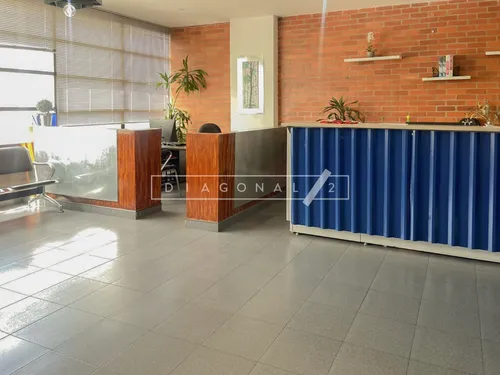 Bodega Industrial En Venta En Atahualpa