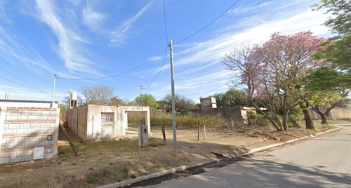 Venta Terreno En Barrio Arguello.