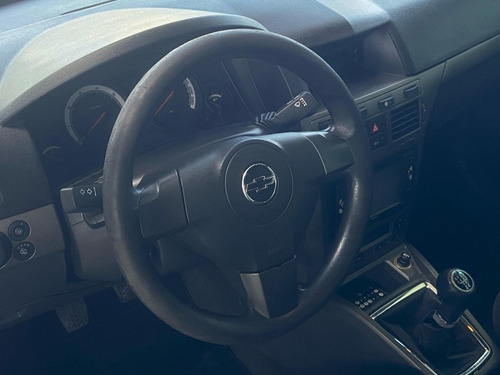 Chevrolet Vectra 2.0 MPFI GT HATCH 8V FLEX 4P MANUAL