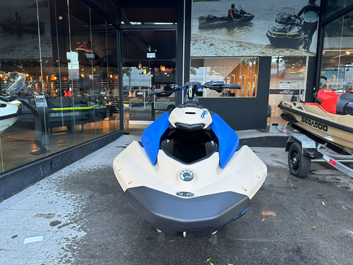 Seadoo Jet Ski Spark Trixx 3up - 2025