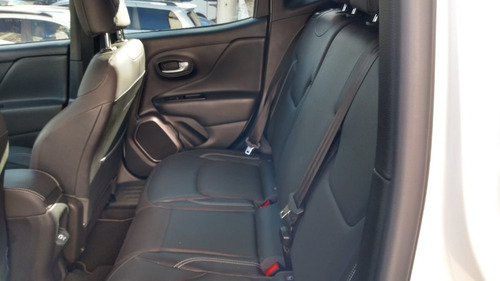 Imagen 10 de 11 de Jeep Renegade 2020