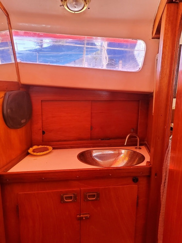 Velero Bries 27