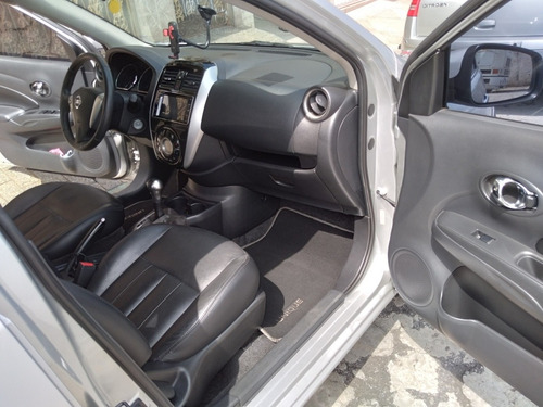 Nissan Versa 2018 1.6 16v Sl Unique Aut. 4p