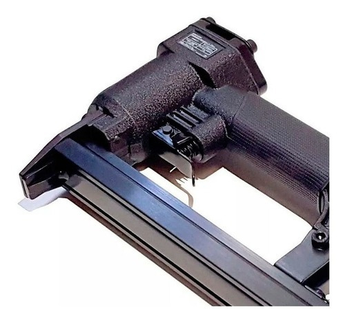 Imagen 2 de 5 de Engrampadora Neumatica Bta 80 12,8mm De 6 A 16mm 822406