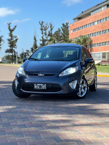 Ford Fiesta Kinetic 1.6 Design 120cv Titanium