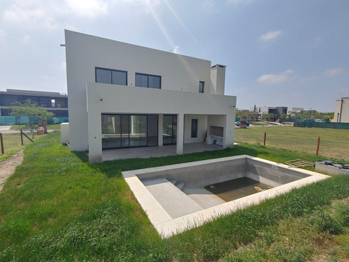 Venta Casa Acacias Puertos Del Lago