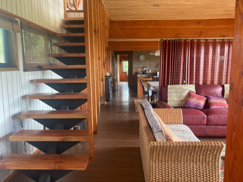 Casa En Arriendo Amoblada Región De Los Lagos.