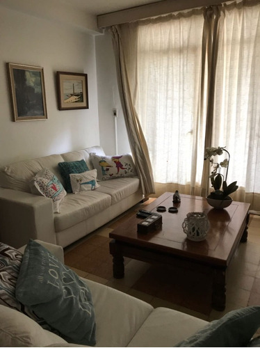 Apartamento En Mansa, 3 Dormitorios *