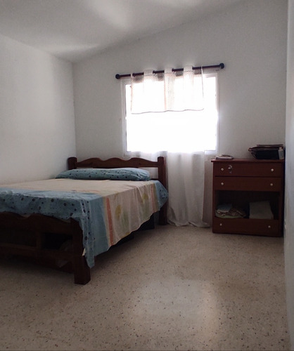 Imagen 11 de 14 de Acogedora Casa Para Remodelar A Su Gusto; Canaima Dos, Guatire, Miranda.