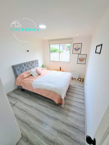 Se Arrienda Gran Casa Remodelada Con Vista Al Mar, El Quisco