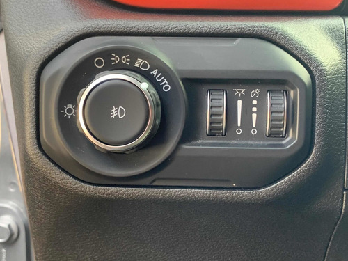 Jeep Wrangler Sahara