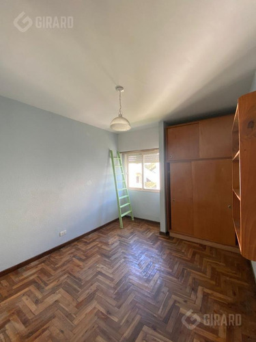 Imagen 26 de 30 de Venta 3 Amb. Al Contrafrente Con Balcón Saliente, Zona Constitucion.