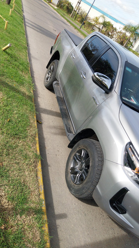 Toyota Hilux Pick-Up 2.8 Cd Srv 177cv 4x2 At
