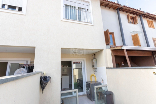 Casa Em Hípica Com 2 Dormitórios - Lu432415