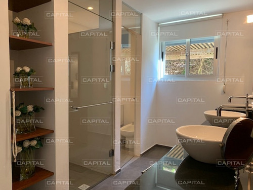 Moderna Casa Playa Mansa - Punta Del Este - 5 Dorm.- Ref: 25132