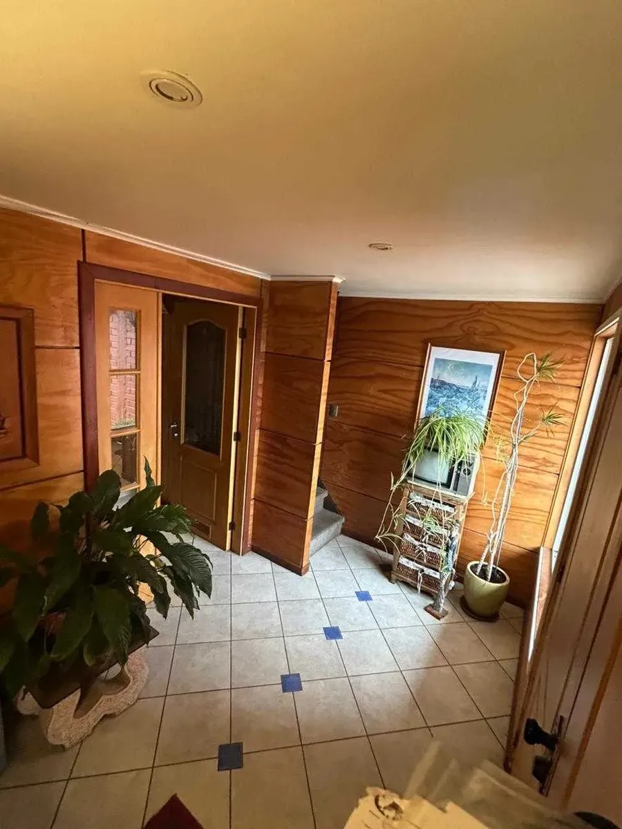 Imagen 3 de 23 de Amplia Casa 4d/3b En Villa Antihual (164170)