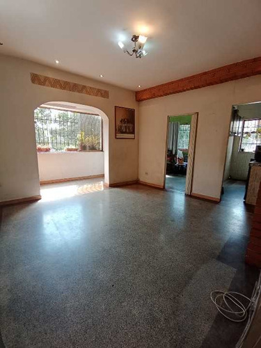 Imagen 2 de 7 de Vendo Apartamento 49m2 1h/1b/0pe La Candelaria 6914